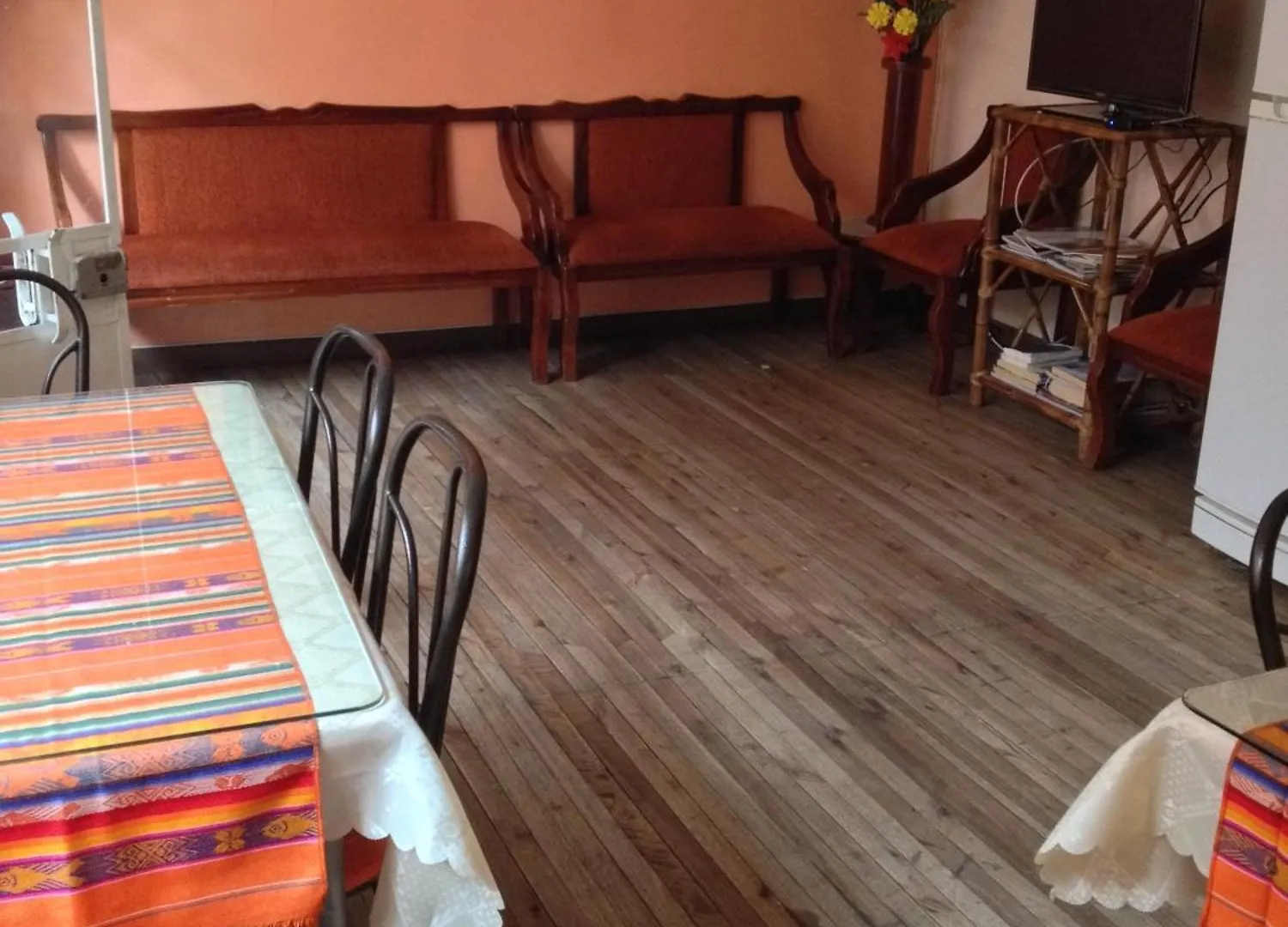 Hostal Yumbo Imperial Quito 2*,  Ecuador