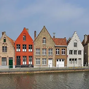 With Carparking, Bicycles And Small Breakfast Bruges